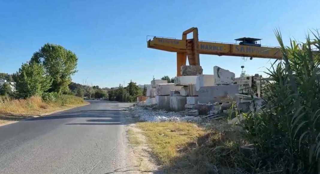 Rama urdhëron largimin e objekteve të paligjshme pranë rrugëve, jep afatin e fundit 